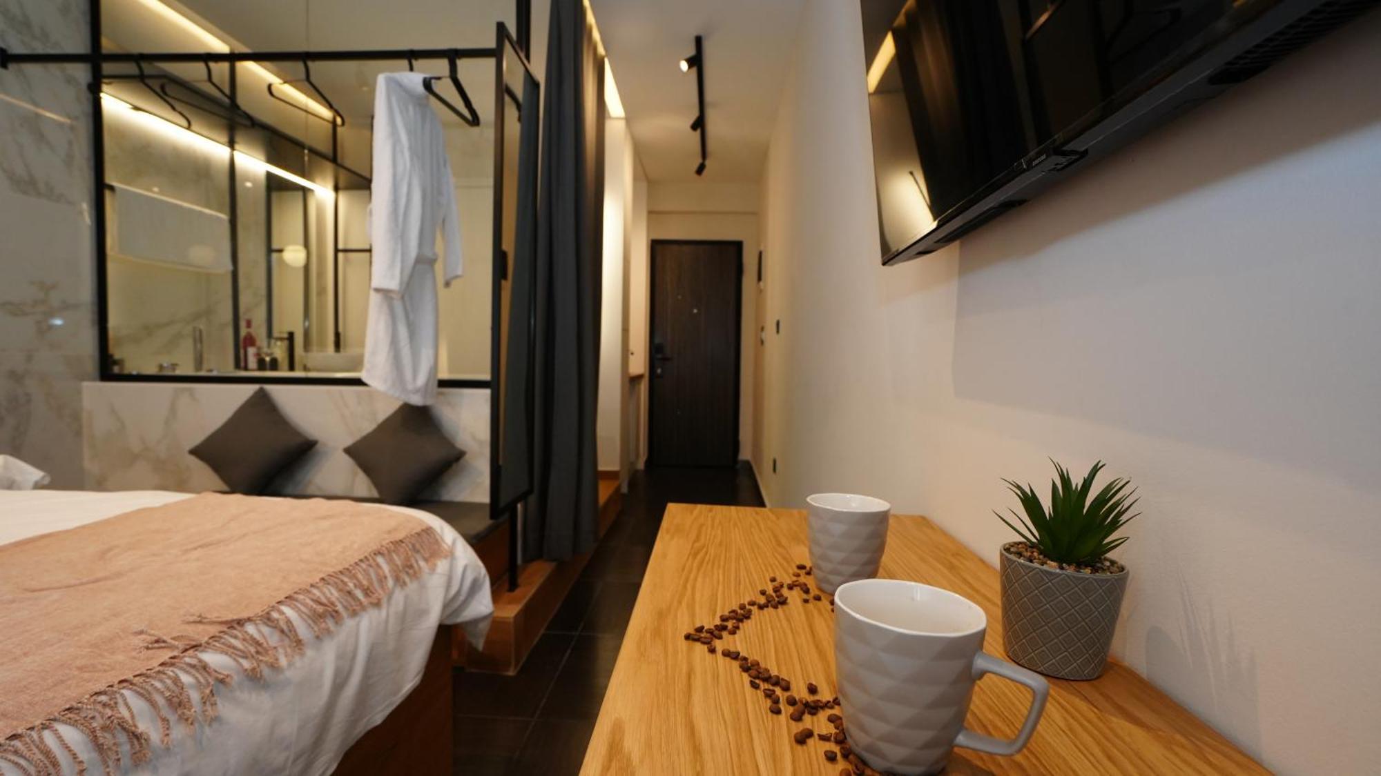 Luxury Suites With Jacuzzi By Sea&Thecity Thessaloniki Exterior foto