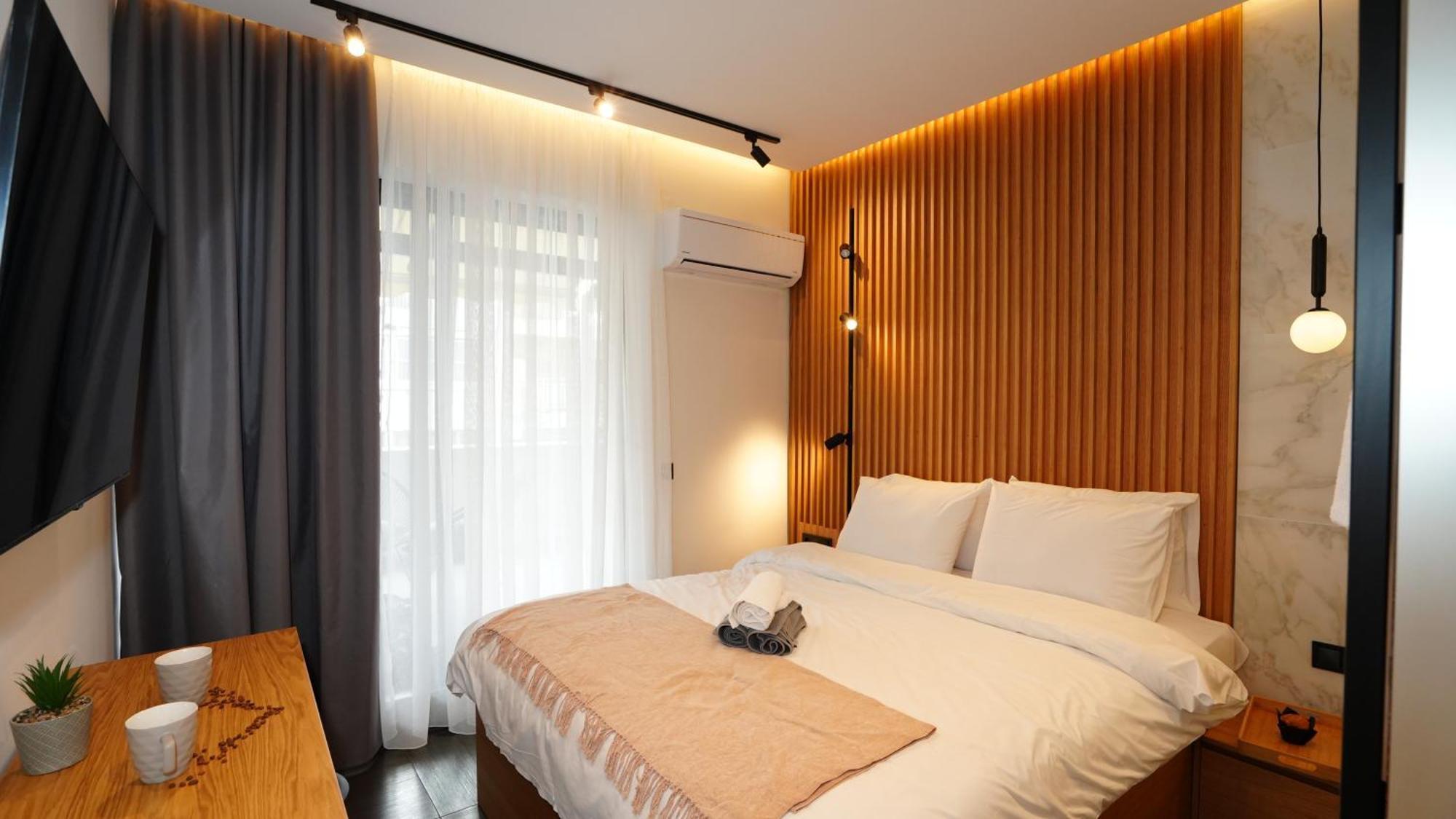Luxury Suites With Jacuzzi By Sea&Thecity Thessaloniki Exterior foto