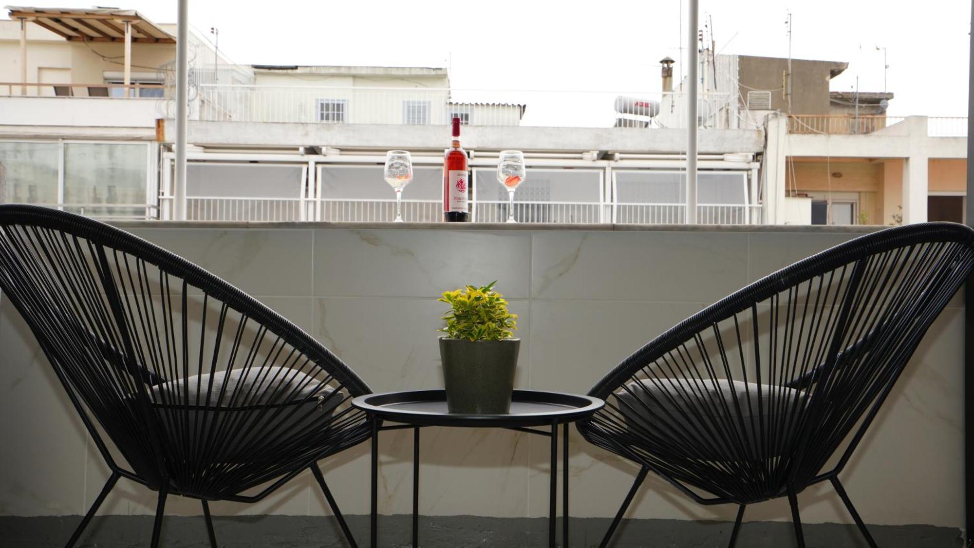 Luxury Suites With Jacuzzi By Sea&Thecity Thessaloniki Exterior foto
